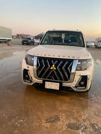 للبيع باجيرو مكفوله من الصبغ ومكفول محرك وكير ابيع شرط التحويل  تبريد ...
