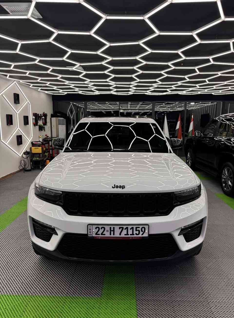 السلام عليكم،
جيب كراند شيروكي مواصفات التتيود خليجي وكالة هارلم

موديل ٢٠٢٢ ماشية ٣٣ ميل

السيارة مكفولة كفالة عامة

مكانها اربيل

السعر ٣٧٠ و مجال

***********
