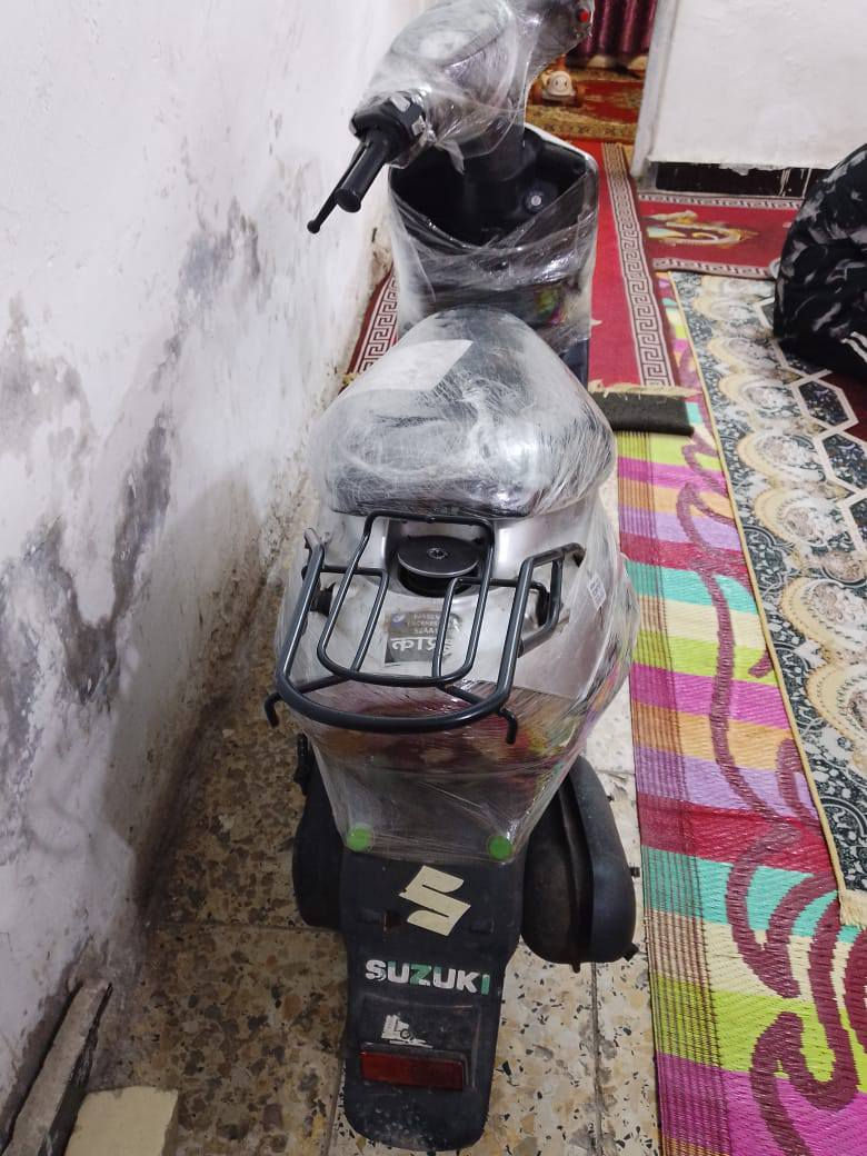 سلام عليكم شباب دراجه ستين 9زروف البيع بيها خلل واحد  الكابريتر مطوف سعرها 225 مكاني الدسيم مقابيل قطاع 72رقمي ***********
