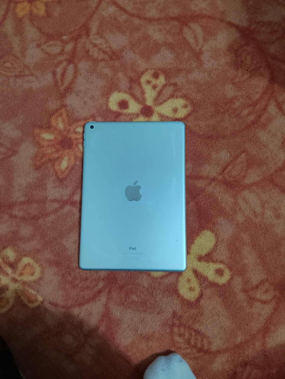 ايباد 9 ذاكره 256 استخدام شهر نضيف كلش بي خدوش بالزكه الشاشه مابيها شي السعر 325 على فحص الرقم ***********

