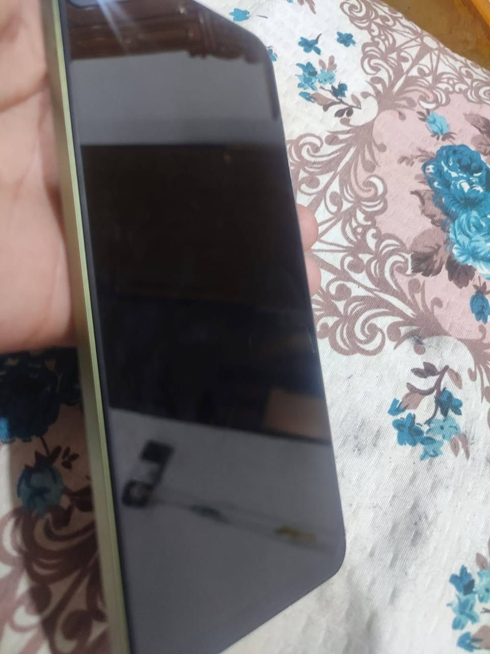 Redmi 14C جهاز جديد بجيس مكفول لا مصلح ولا بي كلشي ذاكره 256 عشوائيه 8 بطاريه 5.000 بدون ملحقات جهز حلو ونضيف 60 فريم سعر 150 كوت داموك *********** مو شراي لاتعامل
