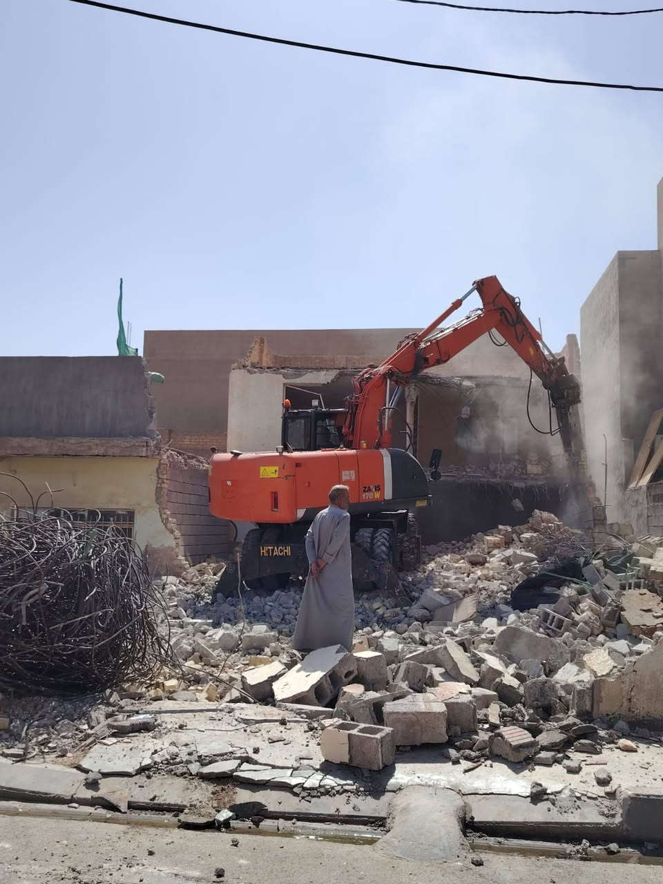 السلام عليكم مستعدون لتفليش الدور القديمه بموادها معه تعديل الارضيه ***********
