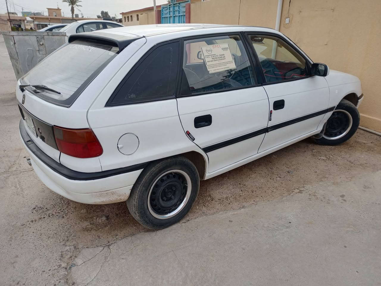 استرا موديل ٩٢رقم كركوك ألماني سنويه صاقطه محرك ١٦ كير محرك شرط صبغ عام جماليه السعر ٤٠ ومطلوبه ٣٥٠ ألف ينزل من حكها العنوان مخمور ***********
