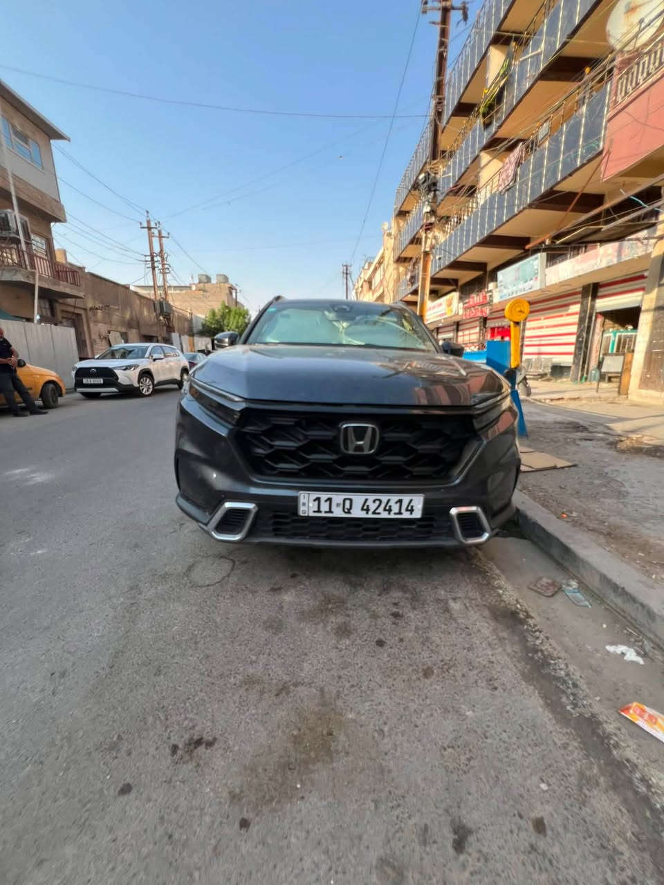 هوندا ياباني 23 crv
المايعرف مواصفاتها 
فور ويل 
كشنات جلد تدفئه 9 وضعيات السايق والصدر 
شحن لاسلكي 
تثبيت سرعه 
قيادة ذاتيه 
راداد 
حساس امامي خلفي 
جنطه حساس قدم 
ومواصفات هواي 
السعر 230 

***********
المكان ناصرية

