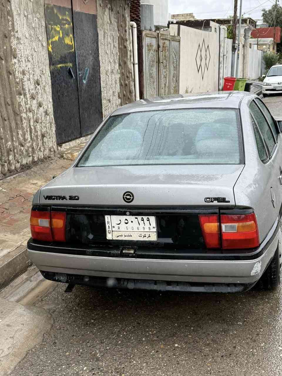 السلام عليكم 
اوبل فكترا موديل 91
مصبوغ جماليه 
محرك 20 
سياره نضيفه ربع متصرف عليها 
جاهزه من كلشي 
بطاقه بنزين بيها 

مكان سياره كركوك 
السعر 42 بيها شويه مجال

‭0771 813 0075‬
