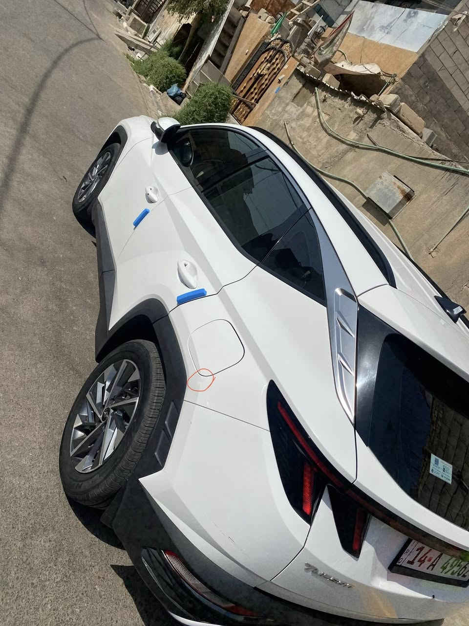 توسان 2022 خليجية
مكفولة فقط ملاحظات بسيطة 

ماشيه 73 الف وقابل للزياده 

محرك 2000

صيانتها كله بالشركه 

شاشه كاربلاي بلادي

مكانها البصرة

السعر 210 وقابل للتفاوض 

***********
