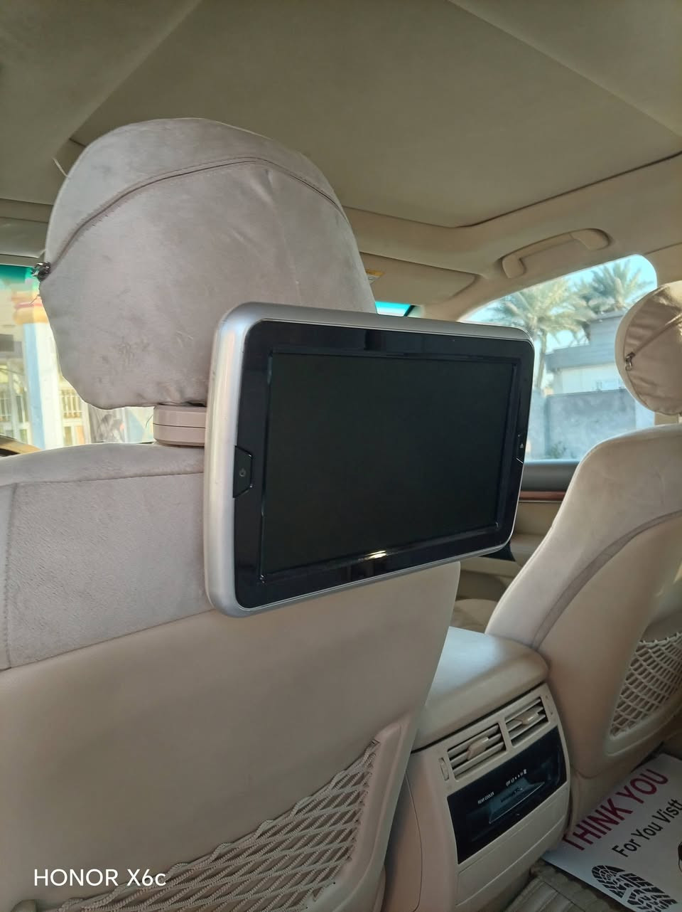 سلام عليكم للبيع لاندكروز 2017
سيارة جديدة
فول موصفات
محرك 6
ترهم مراوس
التواصل
بي وتساب
***********
