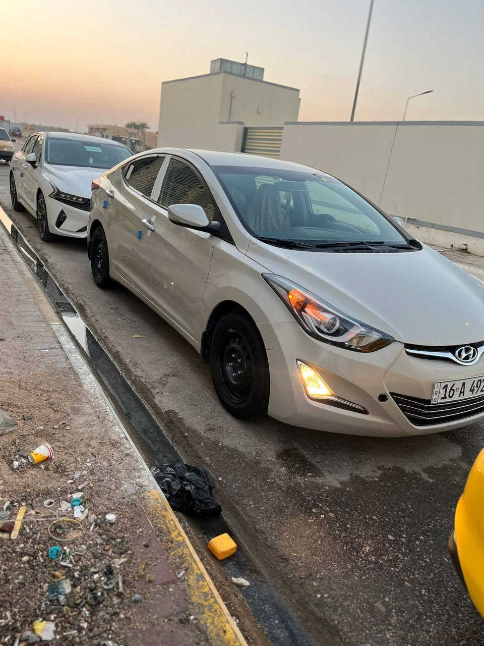 سلام عليكم النترا موديل 16 خليجي كير مكينه تبريد شرط ماشيه ١٨٠ بيها سونار سعرها خاص او اتصال ***********
