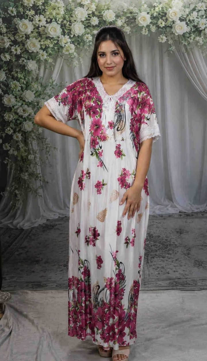 👗دشداشه طويل الخامه زبده مصري 
📏قياس فري سايز يلبس لحد وزن 100
متوفر جملة ومفرد 
سعر القطعة 9000
سعر نص درزن (6قطع)44000 
سعر الدرزن (12قطعة) 80000
للطلب والاستفسار واتساب 
***********
توصيل لجميع محافظات العراق
#ملابس #ملابس_نسائية
