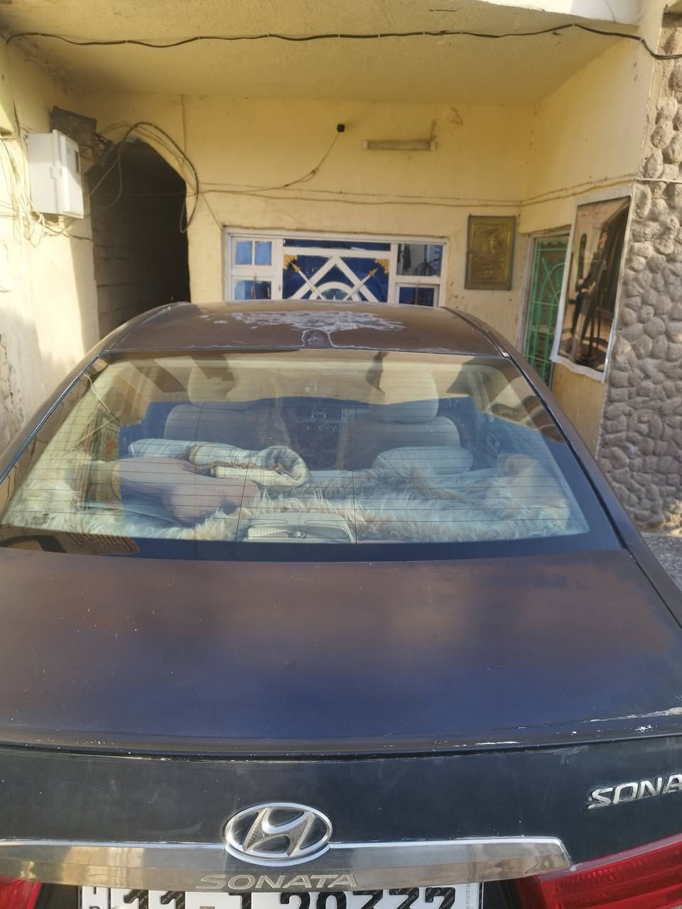 هونداي سوناته موديل 2007بسمي وارد امريكي مكينه 3300  كير ومكينه جديد حادث جاملق وباب جهت العبري مصبوغه حزام عدى القماره سياره كلش حلوه مالت جناي ويل كب تخم تاير مواصفات تحكم ستيرن مري شفط شاشه مثل ما موضحه بصوره سعر 90 وبيها مجال وتجي وتكللب وشراي بي خير ويدلل التصال *********** العنوان بغداد دوره شارع جمعيه/ رقم بي وات ساب
