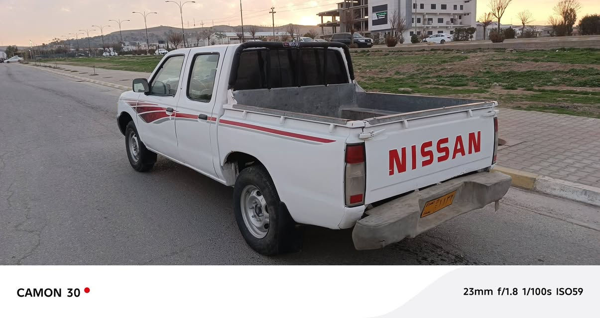 نیسان 2001مزایدەیە کامل تحمیرکراوەسەیارەکە تەبریتە پاوەرنییە سحری خواربازاڕ 45گەڵاو کەمێ مەجال شوێن چەمچەماڵ ژم ***********  ***********
