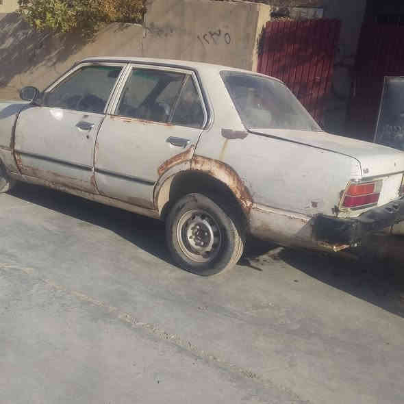 كرونا موديل ٨١ للبيع محرك كير ٥ كابون بانزين شرط التحويل سنوية ٢٤ رقم نينوى السعر ١٣ ورقة ***********/ ***********
