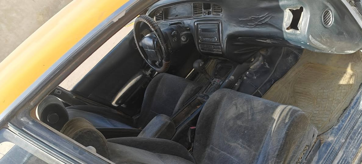 السلام عليكم بطه كراون البيع محرك وكير مال حاويه.جدد. راعي موجود يريد تحويل مكفوله من كص ونقل السعر 20 ورقه***********عنوان البصرة
