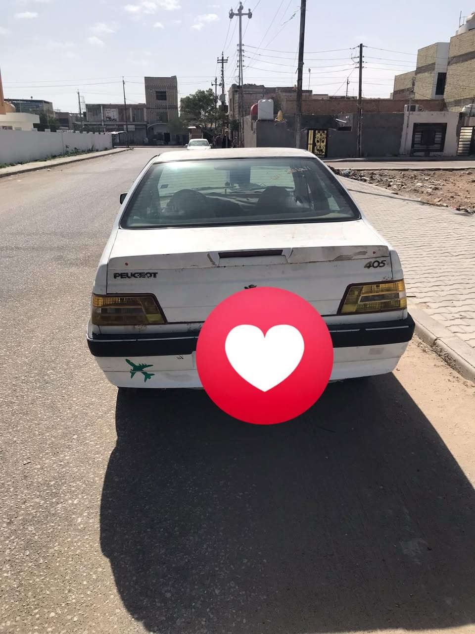 بيجو 405 للبيع مكينة خيط بخار وحداديه وسط وباردات سعرها 30 ورقة وبيها مجال تواصل اتصال او وساب ***********
