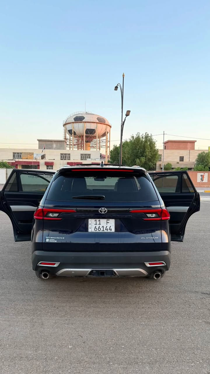 للبيع تويوتا كراند هايلاندر 2024
السيارة اعلى مواصفات بلاتينيوم ماكس هايبر 
نوع السيارة:  Toyota grand Highlander  
بصمة تشغيل 
بصمة ابواب دخول ذكي
كشنات ViP 
كشنات جلد 
كشنات خزن كهربائي 
كشنات تدفئة وتبريد 
كشنات خلفيه تدفئة 
تشغيل عن البعد 
 360 camera 5 كامرات
بريك كهربائي 
نظام اوتو ستوب 
نظام اوتو هولد 
وضعيات قيادة درايف مود سبورت .نورمال .ايكو 
دفع رباعي 4*4 
العداد دجتال الكتروني اشكال مختلفة 
مانع انزلاق تراكشن
نظام نزول منحدرات 
نظام Snow ثلج 
ستائر خلفية
صندوك كهربائي + فتح عن طريق القدم 
صندوك يدعم سستم سماعة JBL 
بلاجيكتور كشافات 
رادار نقطة عمياء جانبي ‘
رادار خروج عن المسار 
رادار مانع تصادم امامي 
رادار خلفي للسيارة 
لايت زينون LED +عدسة دوارة
مقاعد صف ثالث سبعه راكب 
ايشاير مري + نشرة ترحيب ليلي 
الويل عشرين ينج
ستيرن تدفئة تبريد 
شاحن وايرلس للجوال  
شاشة كبيرة JBL 
سستم سماعات JBL
حساسات اماميه خلفيه 
مداخل USB وتايبسي 
نظام الخرائط نڤكيشن
تحكمات ستيرن اوامر صوتيه فول 
السعر 340 
***********

‭***********‬
متواجد اتصال واتساب
