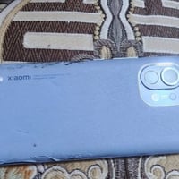 شاومي 11 • كامرته كلش حلوه • الجلد مشيول