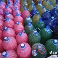 زاهي • ملابس ومواعين • توصيل مجاني