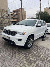 جيب شيروكي مديل 2015 رقم بغداد باسمي وارد امريكي السياره مكينه امريكي ...