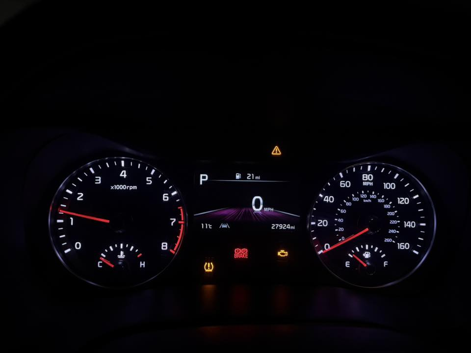 فورتي2023 للبيع السيارة نضيفة ماشية 24 الف السيارة نضيفة وسعرها حلو السيارة وارد امريكي ما مرقمة وصور الحادث موضح في الصور السيارة فول ما عدة الفتحة السيارة موجودة السعر 125 وبيها مجال للطيبين للستفسار ***********
