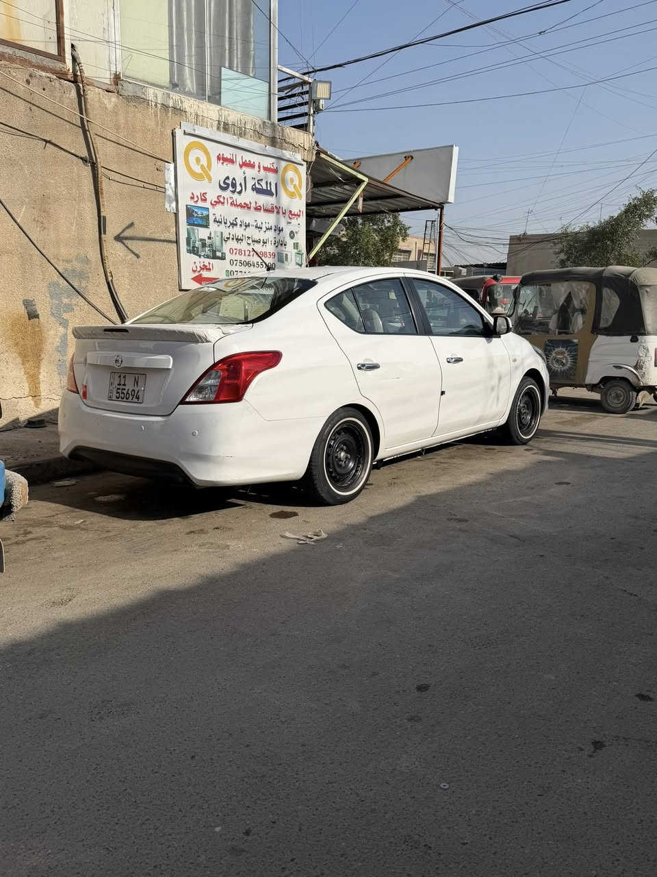 السلام عليكم نيسان صني
٢٠١٨ للبيع 
سياره بيها باب صدر صبغ بدون معجون 
وبيها شخط بل باب الي ورا صدر خفيف 
الباقي كله كفاله صدر جديد 
منضومه غاز منضومه زنون تخم تاير دوشمه عام 
سياره ماشيه ٣١٠  استعمال شخصي 

١٠٧ وبيها مجال 
***********
البياع تقاطع درويش
