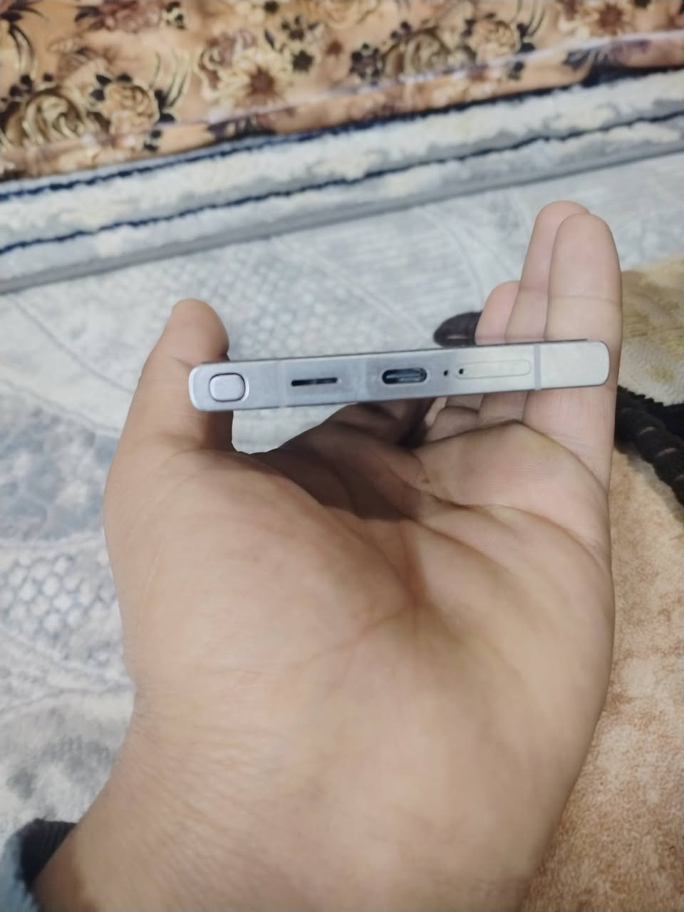 سلام عليكم اس الترا 24 ذاكره 256 جهاز لوك نظافه} 100مكاني  كركوك  *********** بي وتساب
