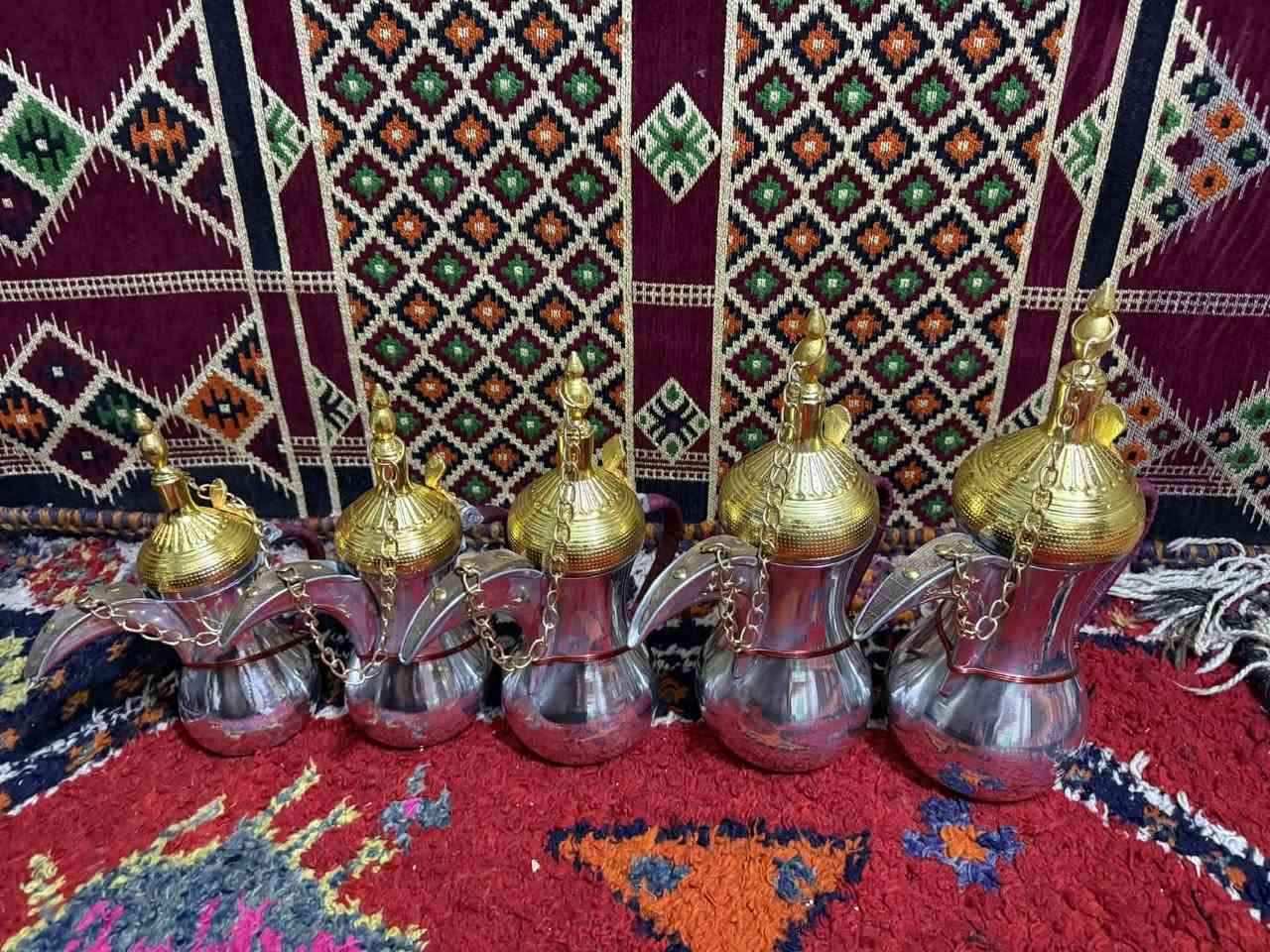 #سعر الدله 10 الف جمله مفرد يوجد كميات كبيرة
فافون مالت نار سماكه عالية جدا للطبخ والاستخدام 
يوجد توصيل لكافة العراق ***********
*********** وليد الشبلي
