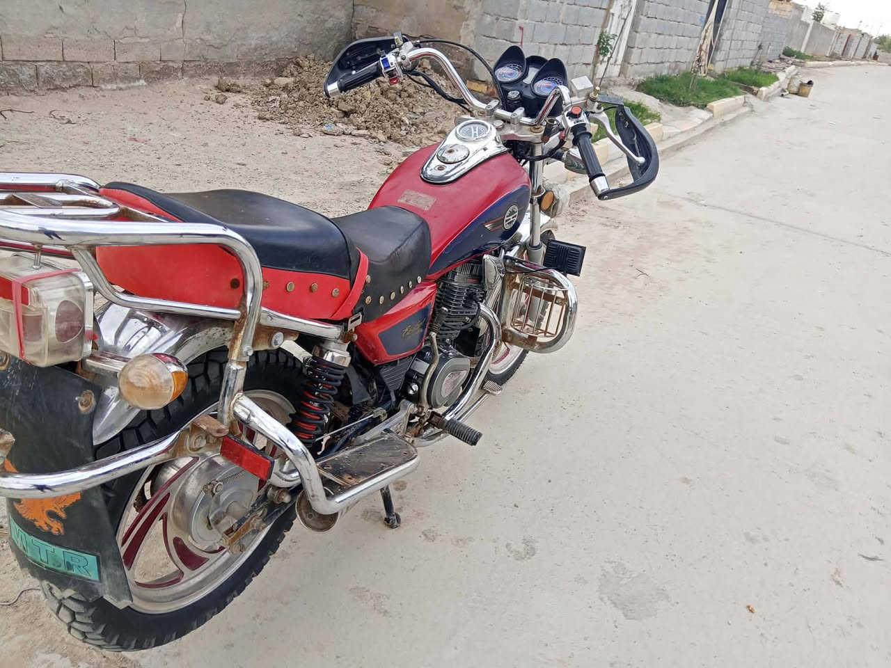 دراجه تايموته للبيع
موديل 2021 اوراق
عنواني ذي قار قضاء دواية 
ماموجود بل خاص اتصل على هذا رقم ***********
