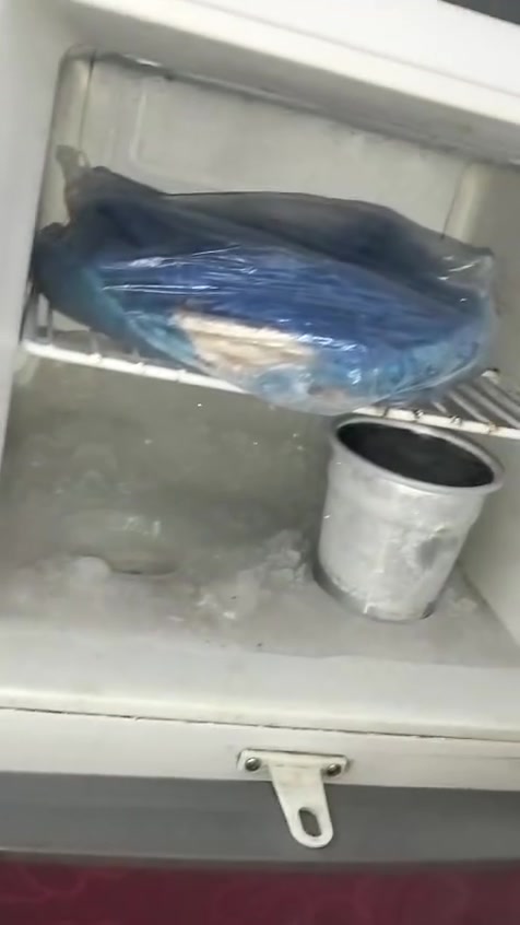 سلام عليكم عندي  ثلاجه تجميد فول 
المكان ناصريه مركز سعر الثلاجه 200وبيهه مجال


**إذا كنت صاحب هذا الإعلان وتريد حذفه لأي سبب، رجاءا أرسل رسالة إلى الدعم الفني**