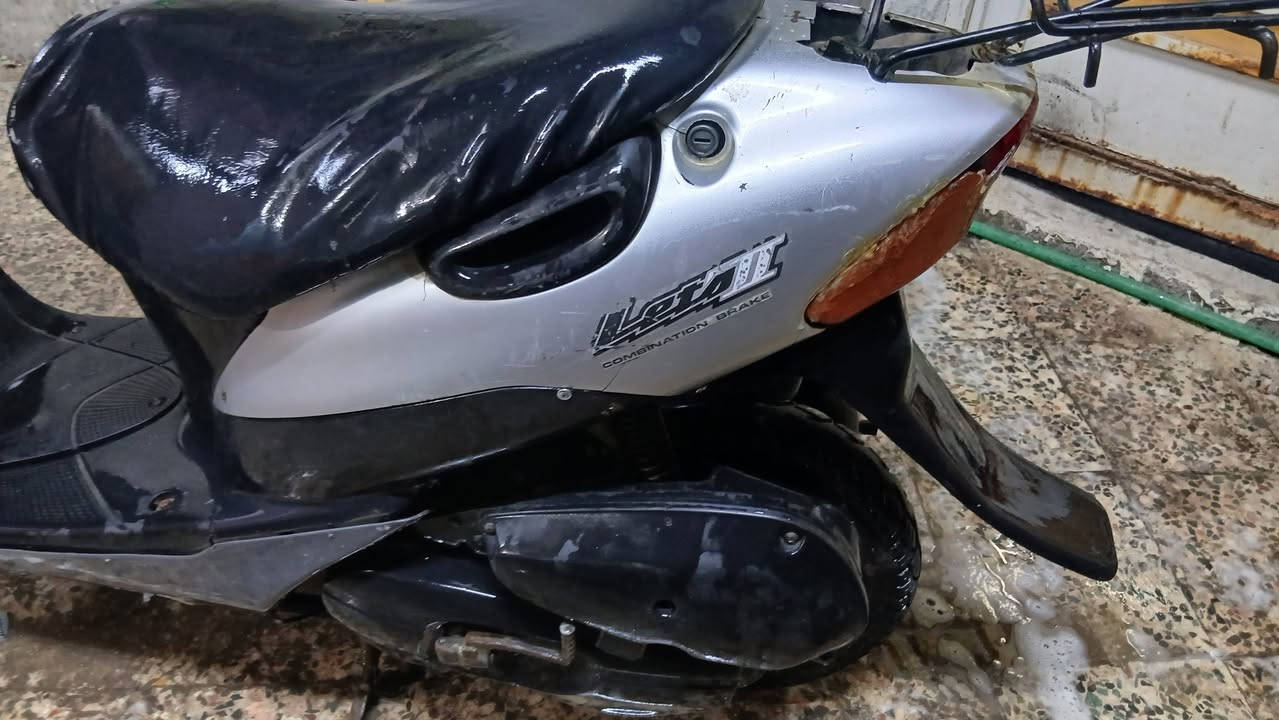 السلام عليكم
دراجه ساسوكي جنطه مجفته مره وحده ما ناقصها شي بس بيها صوت بالخرز السعر ١٥٠ الف وبيها مجال ان شاء الله للشراي 
موجود واتساب وشريحة ***********
