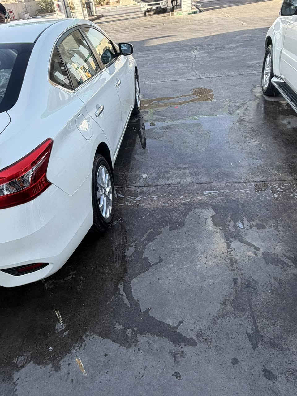 السلام عليكم البيع نيسان سنتره كفاله عامه زيرو ماشيه 2000 العنوان البصره معرض شريكت نور البصره اتصال شريحه فقط سعر 136  ببهً مجال بسيط حك جيه ***********

