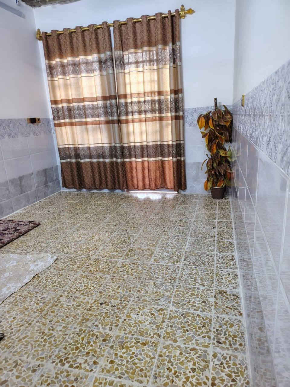 دار سكني كرت  قرار 25   سكني حي سماح على شارع 20 قرب بازيخانة المشاعل  موقع مميز مساحة 100 متر 
يتكون من غرفة وهول وستقبال ومطبخ وصحيات وبيتونة وكراج
الاستفسار انتصل عل أرقام 
السعر (53) مليون وقابل للتفاوض
***********
***********
مكتب قصر الريان حي عدن شارع التنانير قريب عل صيدلية
