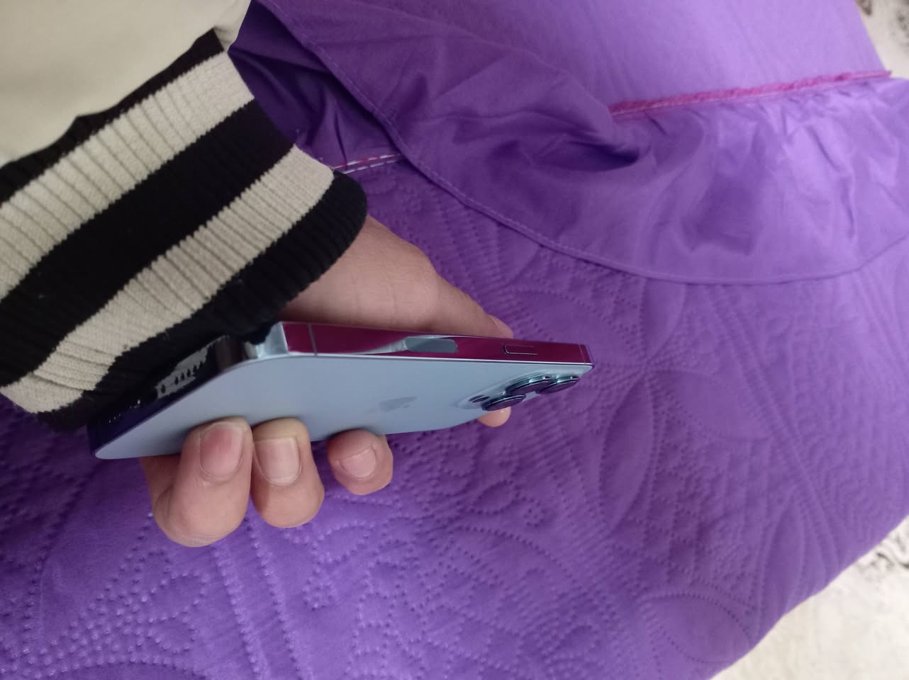 السلام عليكم 

للبيع

ايفون 13برو فقط

كل شي مامبدل بي شرط

تفاصيل ع خاص


**إذا كنت صاحب هذا الإعلان وتريد حذفه لأي سبب، رجاءا أرسل رسالة إلى الدعم الفني**