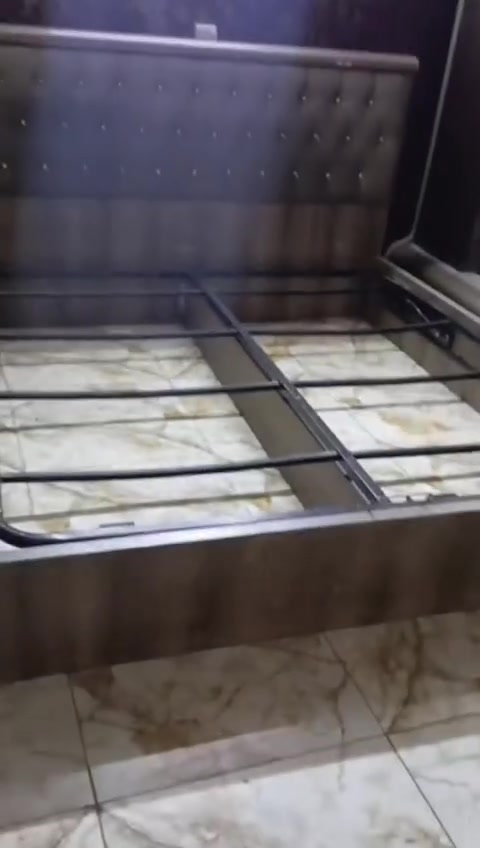 الجربايه 150 قفل والميز 50 قفل والغرفه 150


**إذا كنت صاحب هذا الإعلان وتريد حذفه لأي سبب، رجاءا أرسل رسالة إلى الدعم الفني**