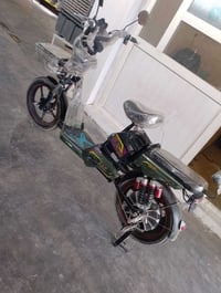 دراجه شحن للبيع موديل 2025 اشتزيته قبل شهرين جديد شرط ما بيه شي دراجه ...