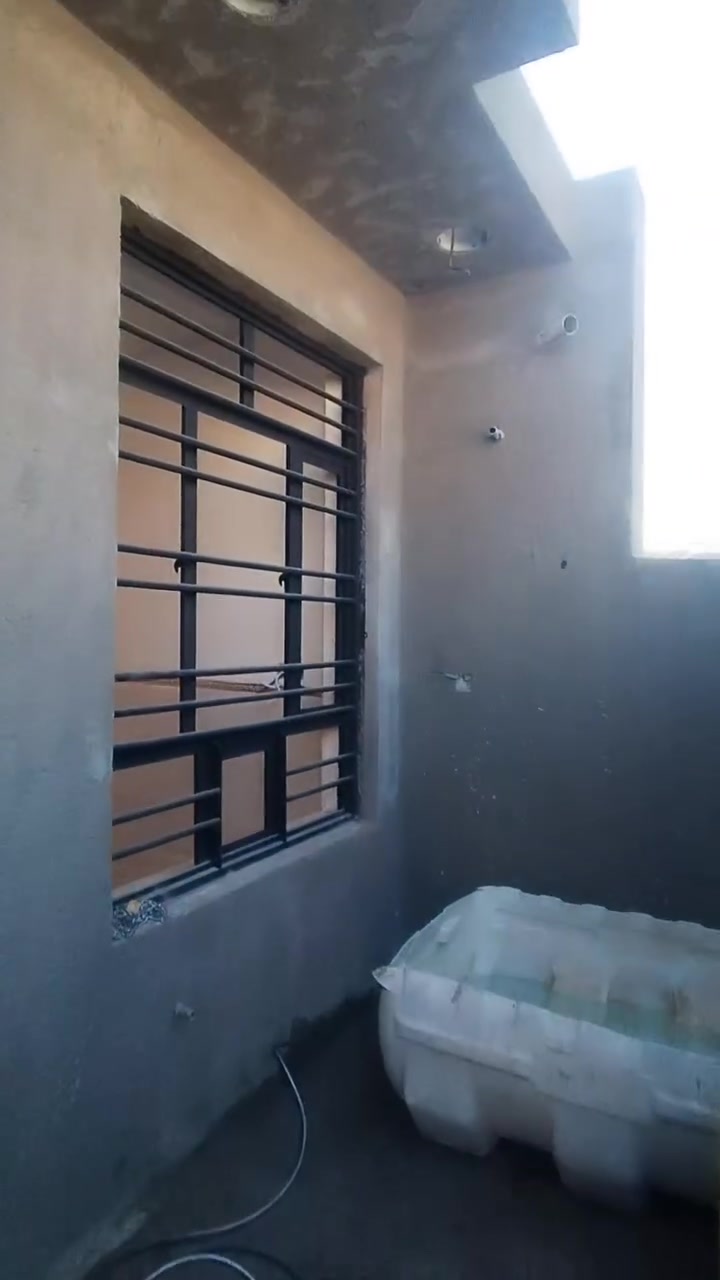 سلام عليكم البيع بيت زراعة في الشهداء البياع شارع المولد رزاق العامري بناء طابوق جديد اتصال على الرقم *********** وتساب
