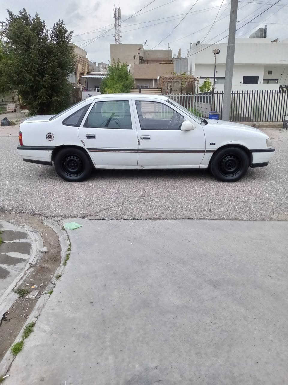 سلام عليكم فيكترا موديل ٩٢ حجم ٢٠ كير ومحرك بشرط صبغ ما بي سنويه جديد لحد ٢٠٢٨  رقم سليماني دولي تريد وكالة تريد تحويل دفتر بنزين بي سعر ٤٣$   رقم الهاتف لغة عربية ***********  لغة كوردي كورك ***********عنوان كركوك شراي يخابر
