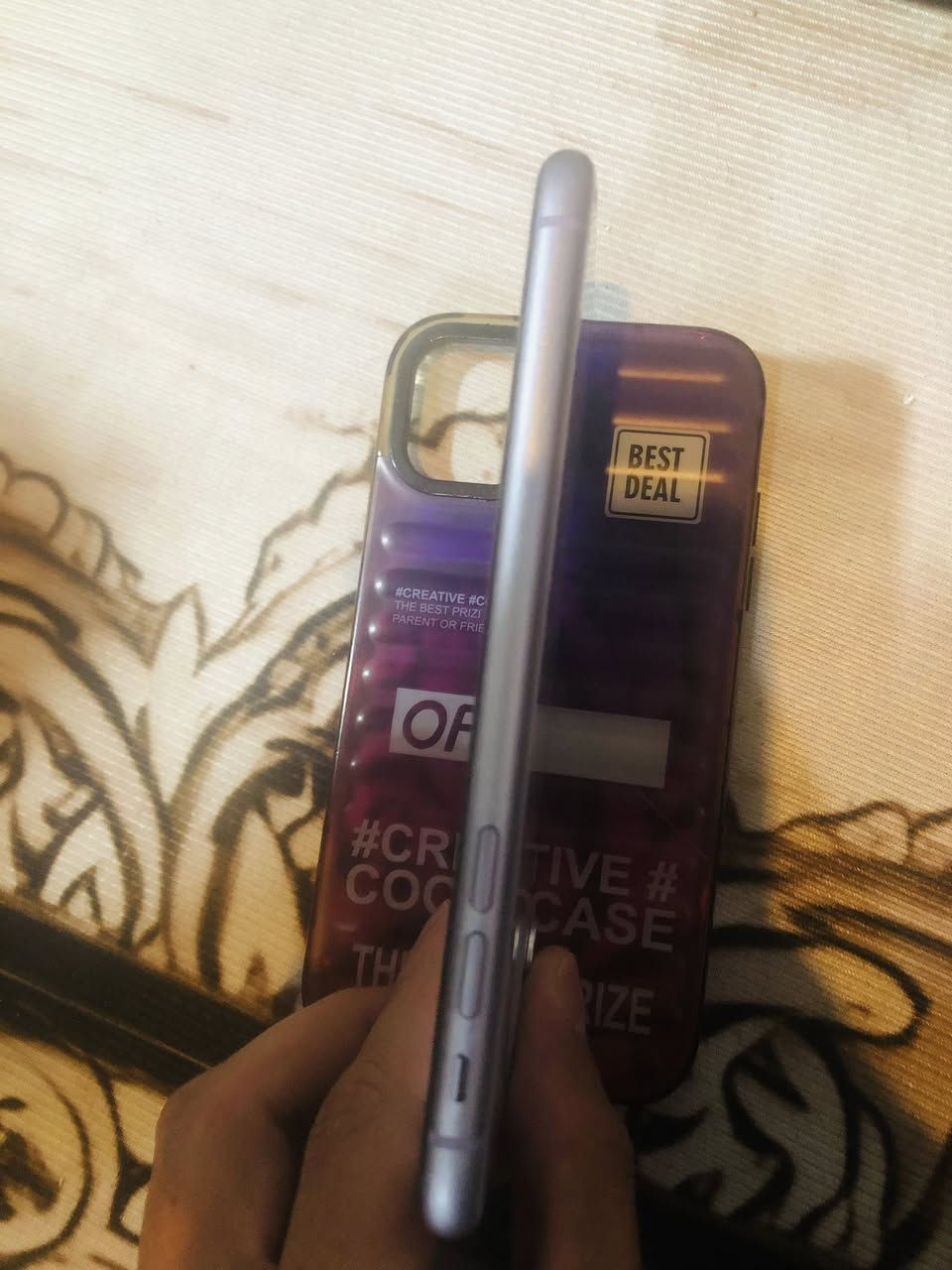 للبيع ايفون 11 عادي فقط بطاريه مبدل من شريكه بطاريه 83 ذكره 128 بقي كله شغال
رقمي ***********
