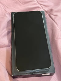 جهاز ايفون 13برو ماكس  ذاكره 256 لو زيتوني وتر جهاز ما داخل صيانه جديد...