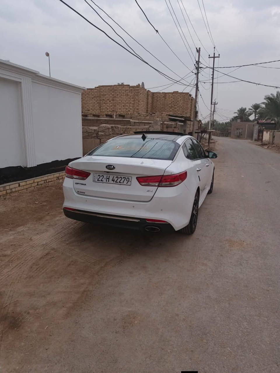 السلام عليكم اوبتيما كندية موديل 16 فول مواصفات بنورامة بصمة تشغيل وبصمة ابواب كشن جلد تبريد قطعتين كراسي كرهبائية عدد 2 فول مواصفات للخير مكينة 2400 سيارة بيها 3 قطع  قطعتين كلير وقطعة صبغ رقم اربيل سنوية لل 29 رقم جديد تريد وكالة تريد تحويل حاضر مكان السيارة ديوانية السعر 128 رقم التليفون ***********
