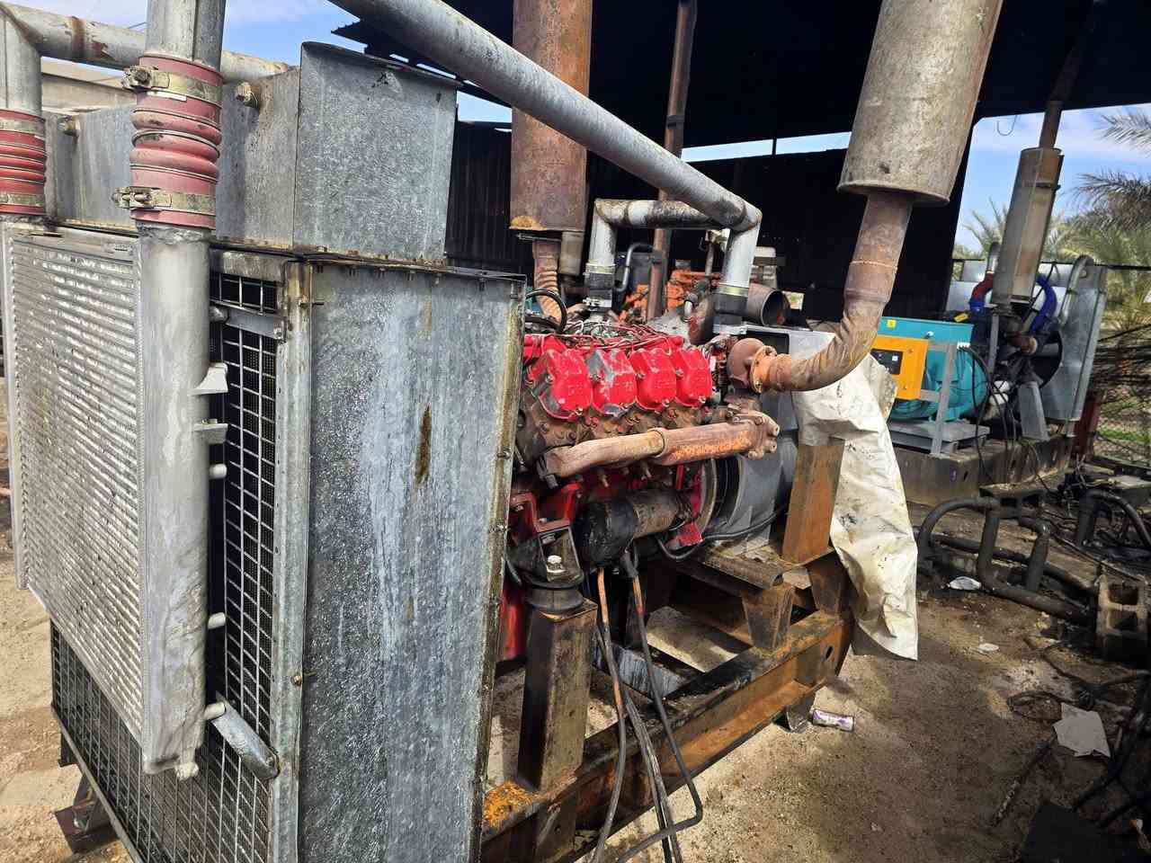 سلام عليكم
مكلف بنشر 
دايو ٨ سلندر لاتنقيص ولاتبخير 
اتو ماتيك كامله مابيها نقص 
السعر ٧٠ ورقه وبيها مجال 
العنوان الانبار 
*********** رقم صاحبها
