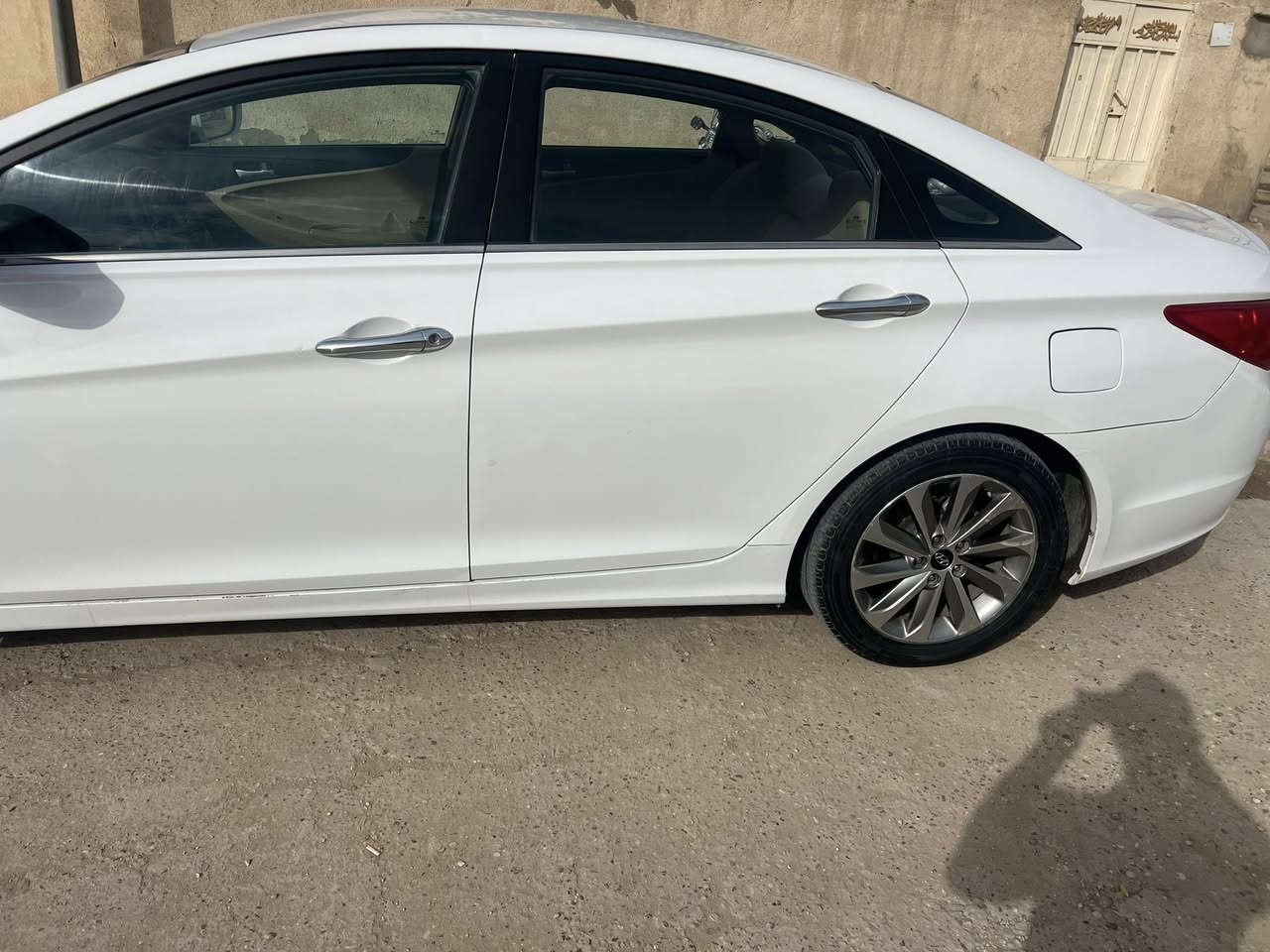 سلام عليكم سوناتا  موديل 2013 خليجي البيع  بيه  بنيد مبدل اصلي /حله ورديه خارج سعر 128 وبيه مجال قليل اي ستفسار علئ الارقام ***********
***********
