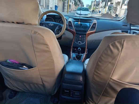 السلام عليكم
النترا ١٥ نضيفه جدا بيهه ملاحضات بسيطه مذكوره بالسونار وموجوده بالصور.. السياره مكفوله من الصبغ والتبديل 
ماشيه ١٧٢ الف
السياره بأسمي تحويل ثاني يوم وكاله ما اسوي تحويل فقط
السياره كلشي بيهه جديد
باتري + فيتبم وفلتر اصليات+ تخم تاير قبل اسبوعين شاده + صدر امامي خلفي + اذاين محرك كله جديد صارلهن اقل الشهر من مبدلهن
السياره على ايد وحده كلش معتني بيهه كل ٣ اشهر ادامه كامله للمحرك
اخوان السياره ربع متصرف عليهه اذا بيهه نقص برغي تاخذهه بلاش

ملاحظة بسيطه... المحرك من هوه وبارد بي صوت راجز خفيف  بس تحمه يكطع اكررر بس تحمه يكطع يعني شغله دقيقه بالزايد يروح الصوت ( شرط الفحص) .. لا تبخير ولا تنقيص ولا اي مشكله بالمحرك ولا الكير ولا الكهربائيات وافحص وين ميعجبك... حجيت ع الراجز لغرض المصداقيه حته لا اتفاشل بعدين وي المشتري  وله هوه هذا الصوت صارله كومه ومابي اي تاثير لان مو مستمر بالمشي بمجرد متحمه السياره يروح و وين متحب روح اسأل وافحص واني بالخدمه

السياره شكد ما اكول عليهه نضيفه وما متعوبه قليل وبالعافيه وبالخير ع الياخذهه 

السعر 128 وبيهه مجال بسيط ان شاء الله
مكاني بغداد التاجيات
***********
