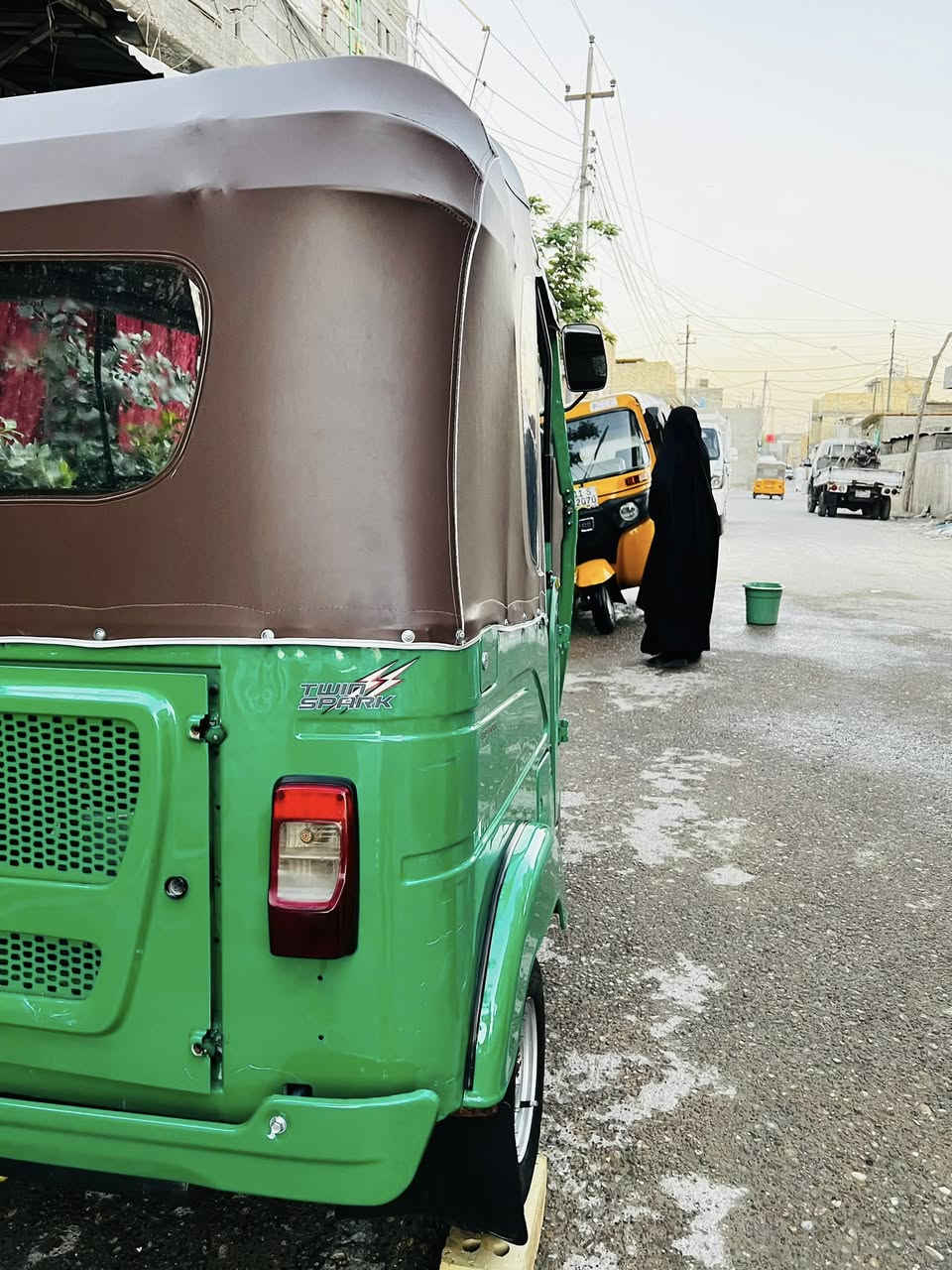 سلام عليكم تكتك للبيع موديل ٢٢
شهر٤ كفاله عامه العنوان بغداد مدينه الصدر 
***********

