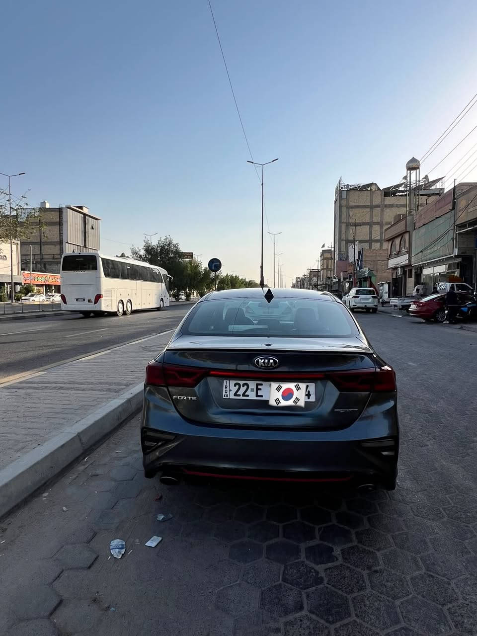 السلام عليكم
 للبيع
Kia Forte GT 2021
كيا فورتي جي تي 
موديل 2021
ماشيه  80 ميل
كير Dct دبل كلج 7نمر الكير المرغوب القوي 
مكينه 1.6 تيربو  201hp
رقم اربيل دولي سنويه ب اسمي 

تحويل مباشر( فقط تحويل)

حادثها قبق جنطه فقط

على وضع الشركه ليبل واحد

مواصفات GT المعروفه  

فوووووووول عدا الفتحة

🔥بصمه 
🔥جنطة كهرباء 
🔥اشاير مري 
🔥شفتات ستيرن 
🔥رادار جانبي
🔥رادار امامي 
🔥رادار تحديد مسار 
🔥ايقاف ذاتي 
🔥مثبت سرعه 
🔥مانع انزلاق 
🔥تبريد قطعتين 
🔥شاشة
🔥كشنات جلد  كنتارا
اناره داخليه بل أبواب وبل دشبول علامه الGT الوان عديده
🔥 سستم صوت 🔉harman kardon
🔥تبريد بيانو +مناخ منفصل
🔥كزوز صوت بلادي رياضي

بانزين كله محسن
/دهن  كله ادينول / تايرات كومو الاصلي 

السعر $$$ 148 

مكاني نجف
للاستفسار  الاتصال على الرقم +واتس

***********
