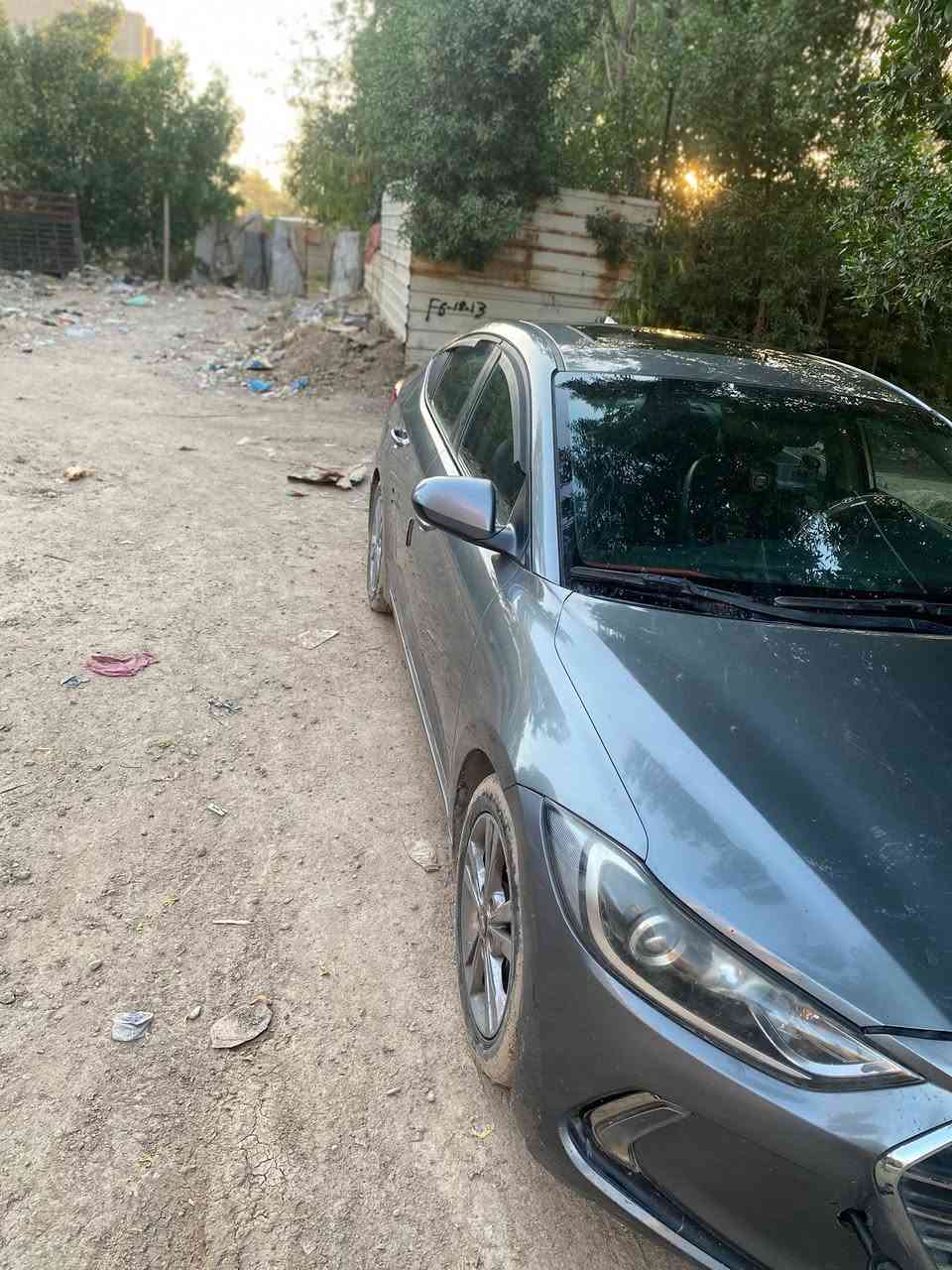 النترا 17 أمريكي حادثها جاملغ سايق مطخوخ صورها من جانت ب امريكا عندي السياره ما بيها قطره صبغ ولا بارد كير ومكينه خير من الله السياره كلها ليبل واحد مكانها بغداد ابي غريب رقم بس واتساب *********** 

(110$)
