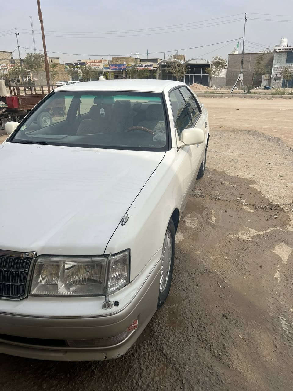 سلام عليكم راس الثور مكينه فيفيتي 3000فيشتين سياره كفاله عامه من الضربه مكينه وكير وحداديه وتخم تاير جدد سياره مال جناي رقم نجف السعر 100وبيه مجال بسيط 
رقم تليفون ***********
