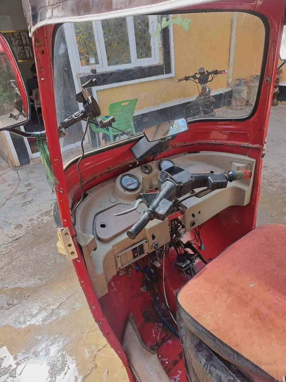 السلام عليكم ورحمه الله وبركاته 
تكتك باجاج 18 مكينة 22 شرط واحد على واحد 
بس طخت خياست تكتك خير من الله 
كبل شارع (رجان لحد كلي تعال صوري هاذا شي وهاذ شي تعال كلب شوف بعينك)ملاحضة غرمات علية وتحويل عليك كلة تفاصيل داخل خاص ورقمي هاذا بيك خير وتدلل ***********
