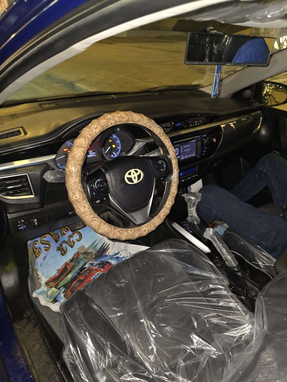 كورلا وارد امريكي S مديل 2015 فول مواصفات سبورت وشفتات سرعه شاشه وكامره وتحكم مري وتحكم ستيرن واشاير بالمري فول عدا الفتحة  حرة رقم بصرة سنويه جديده شرط تحويل محرك 1800 مكينه كير كفالة حداديه من طول لطول جديده تخم تاير جديد ويلكب بلاد لايت زنون بروجكترات زنون دواخل جلد جديده سياره كلش جديده وعلى ايدي ماتصرف عليها شي ضربتها بامريكا خفيفه كلش فقط بنيد بدون دواخل كفاله لغود وشواصي وبيها قطعتين كلير جماليه باقي كفالة حتى من البارد و الفتح العنوان بصره السعر 115 وبيها مجال هـ***********
