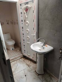 حي تلعفر • طابقين • بناء نضيف