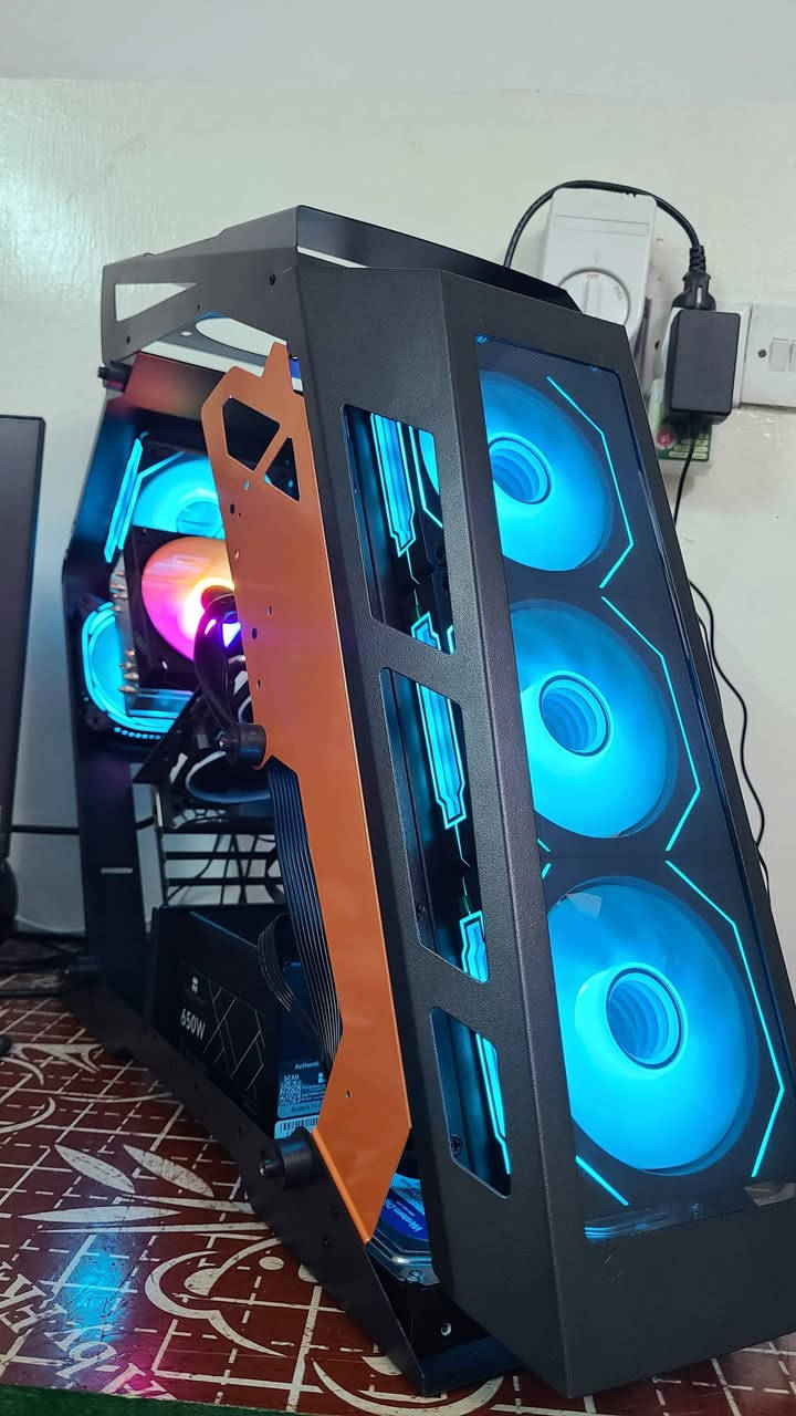 السلام عليكم ❤️

توفرت تجميعتين مرتبات للبيع 🌠 :

تجميعة رقم 1 :

I5 10400F 4.3GHZ
6Cores / 12Thread

Cooler Deepcool 120ML RGB NEW

M.B H410 GIGABYTE

RAM 16GB DDR4 Samsung (8×2)

GPU : RX 580 8GB MSI Armor 2304SP
هذا الكرت براند وأصلي وغير مجدد 

Storage : M.2 NVME 128GB Kingspec New
+HDD 500GB WD 100% Health

PSU 650W Thermalright 80% Plus Bronze 

CASE Dual Glass ROG + 5FANS A-RGB New
كيس مرتب حجم فوول تاور تهويته ممتازة وبيه رمونت وتحكم كامل بالRGB

السعر 600 ألف ❌️

السعر 580 ألف 🌠

تجميعة الثانية ⚡️ : 

CPU : I7 9700F
معالج قوي 

Cooler DeepCool 120ML A-RGB White
رجب متغير

M.B Z390 Asrock Extream 4 A-RGB
بورد خرافي وممتاز وبيه RGB وبيه منفذ Type-C
وبيه مشتتات للVRM ومدخلين M.2

RAM 16GB DDR4 (8×2) 3200MHZ Crucial
ماركة معتمدة
GPU : RX 580 8GB MSI Armor
كارت مرتب غير مجدد نظافة عالية
نسخة 2304SP يعني نسخة أصلية

Storage : SSD 128GB Kootion New
+HDD 1TB WD Blue Health 100%

PSU 650W 80% Plus Bronze

CASE White Full Tower Mesh + 4FANS RGB
كيس حجم كبير شكله ما شاء الله مفول وتهويته ممتازة ويدعم 11 مروحة 💯♥️🔥

السعر 610 ألف فقط ! 🌠

30 لعبة ويا التجميعة ⚡️⭐️💯%

الملاحظات : التجميعتين نظيفات فقط شد وألعب
حرارة مستقرة للكارت والمعالج حتى تراب ما بيهم 😁

التجميعتين بيهم نظام ويندوز 11 ✅️
مكاني موصل متوفر توصيل لجميع المحافظات ❤️

للتواصل : ***********
